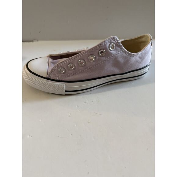 NWOT Converse Chuck Taylor All Star Low Top Sneakers Womens 7 Men's 5 Purple - Picture 15 of 16